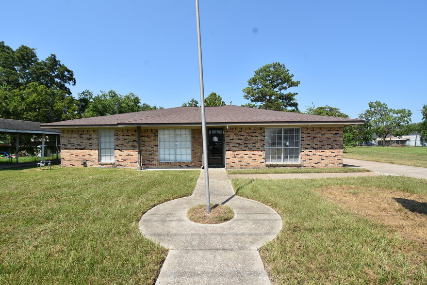 Primary Photo Of 736 Wilson Rd, Humble Office For Lease