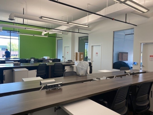 More Photos Of 333 W 7th St, Royal Oak Office For Lease