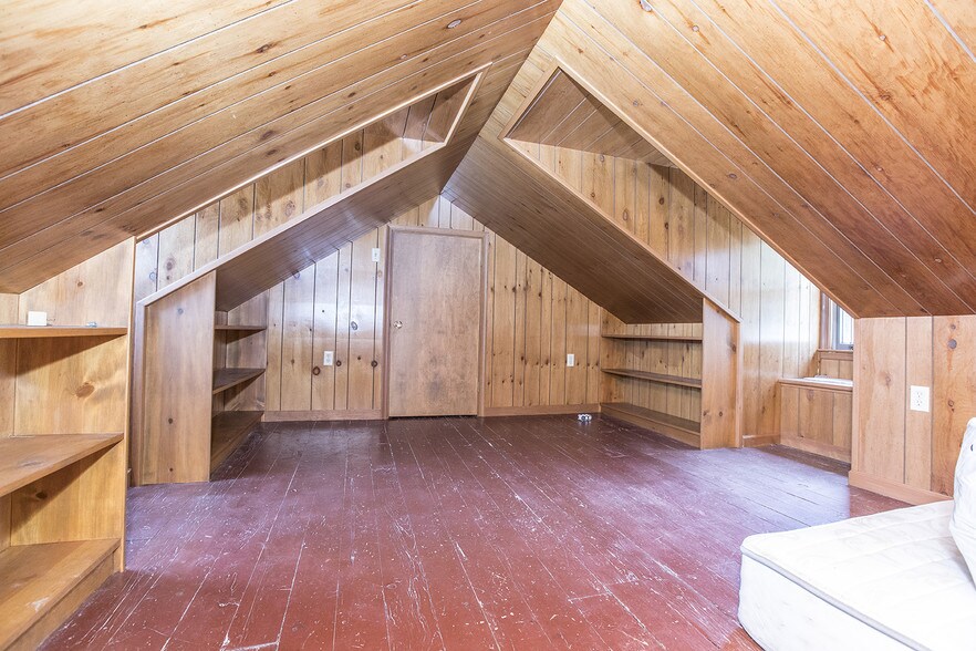 More Photos Of 731 Washington St, Reading Multifamily For Sale
