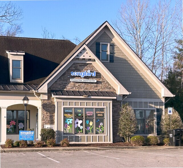 More Photos Of 2241 Fairview Blvd, Fairview Storefront Retail Office For Sale