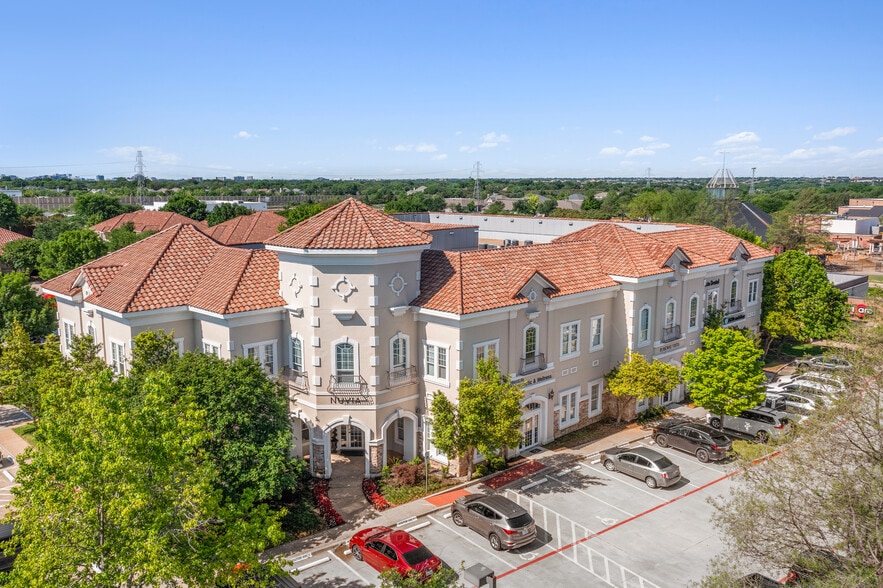 More Photos Of 5072 W Plano Pky, Plano Medical For Lease