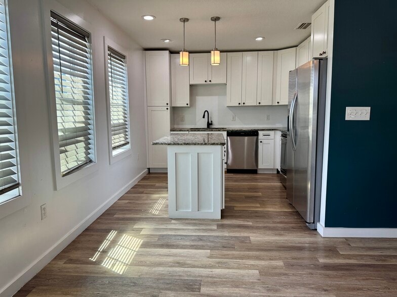 More Photos Of 308 S Ponce de Leon Blvd, Saint Augustine Freestanding For Lease