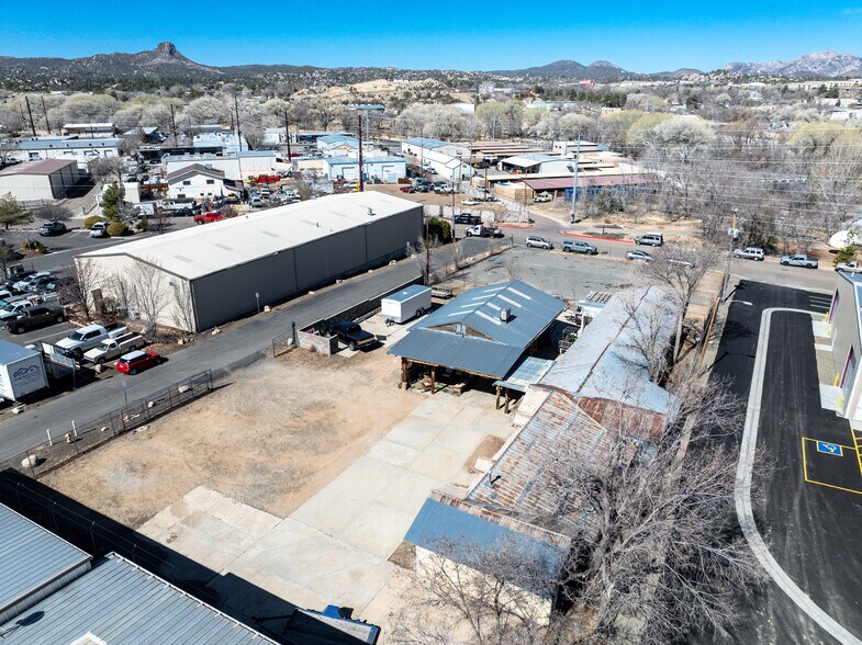 More Photos Of 495 E Z St, Prescott Showroom For Sale