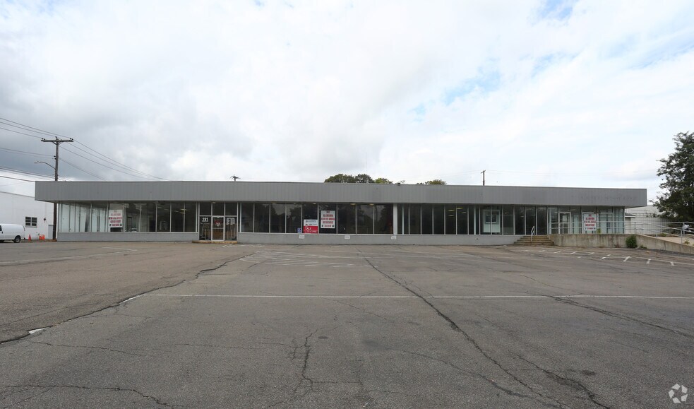 More Photos Of 191 Front St, Binghamton General Retail For Sale