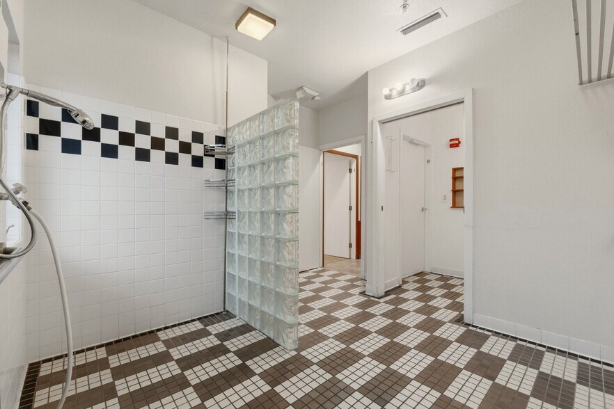 More Photos Of 24954 Cypress Ave, Hayward Multifamily For Sale