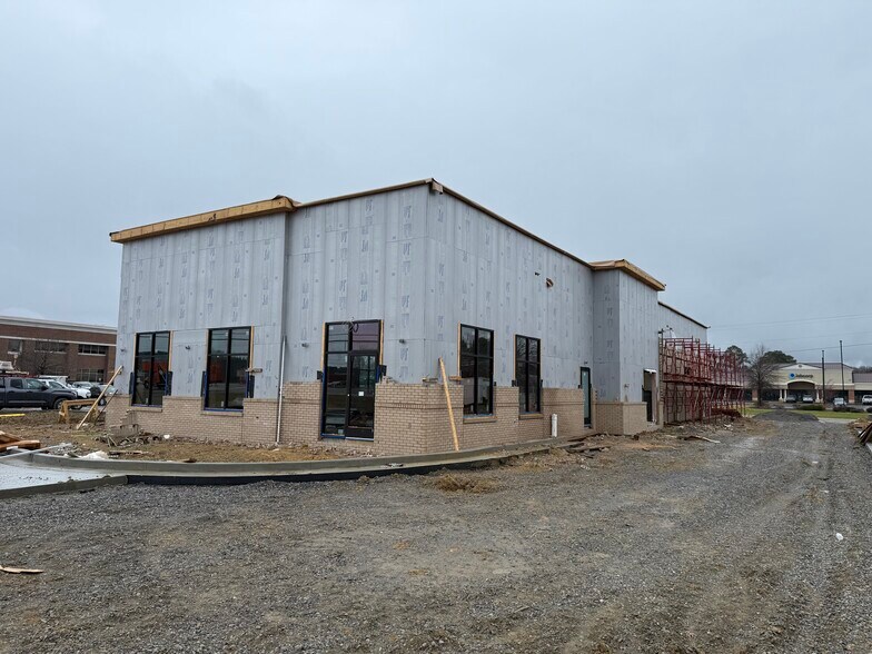 More Photos Of 2520 Lakeland Dr, Flowood Fast Food For Sale