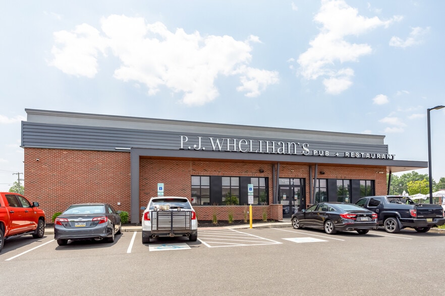 More Photos Of 101 Easton Rd, Horsham Township Restaurant For Sale