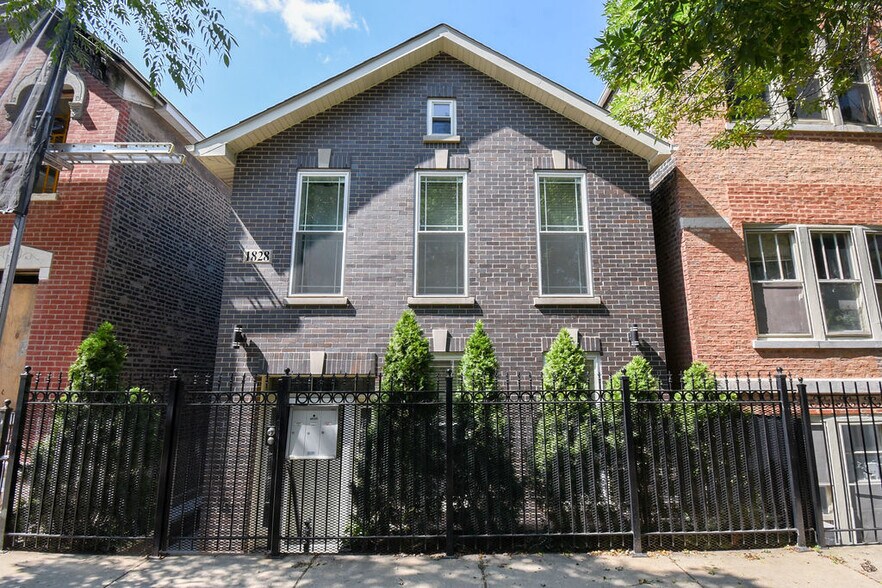 Primary Photo Of 1828 S Peoria St, Chicago Multifamily For Sale