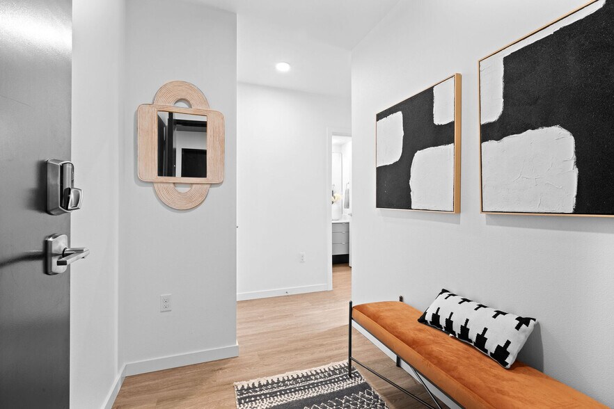 More Photos Of 2309 S Jackson St, Seattle Apartments For Lease