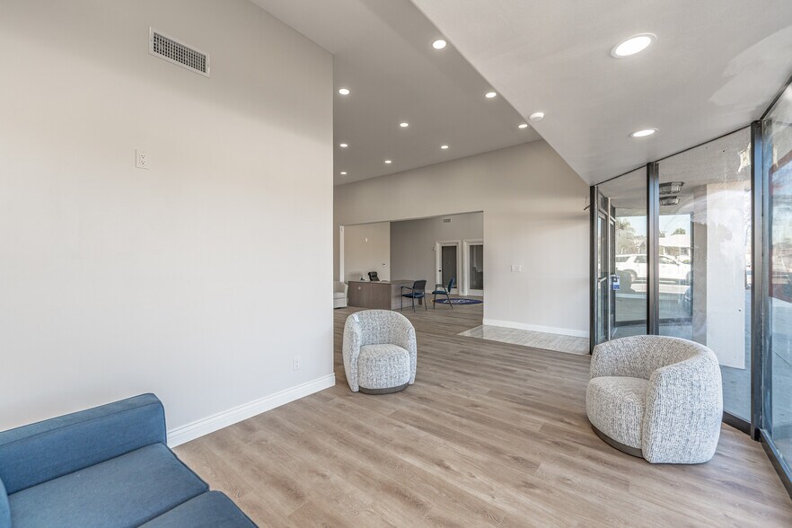 More Photos Of 214 W La Habra Blvd, La Habra Storefront For Sale