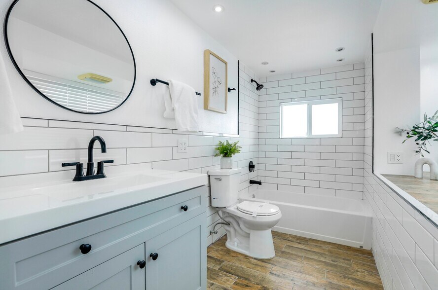 More Photos Of 2520 W 65th Pl, Denver Apartments For Sale