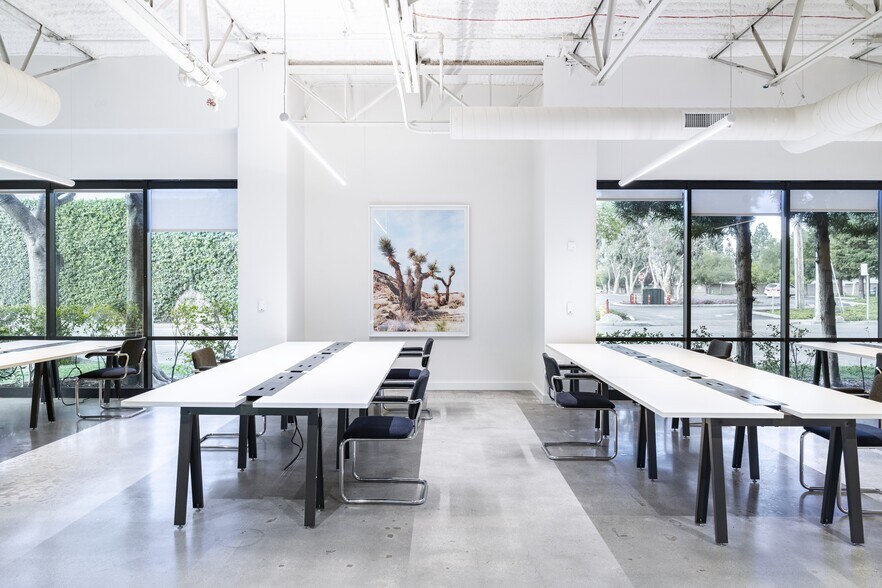 More Photos Of 3101 Park Blvd, Palo Alto Office For Lease