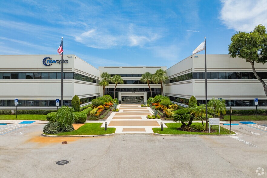 More Photos Of 1615 S Congress Ave, Delray Beach Coworking Space