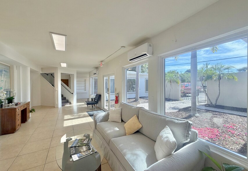 More Photos Of 3600 broadway, West Palm Beach Loft Creative Space For Lease