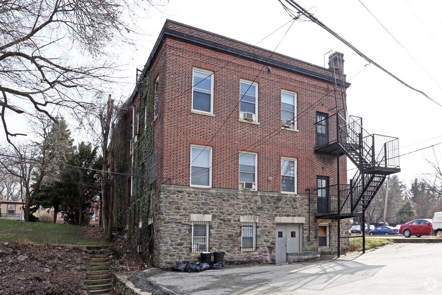 More Photos Of 613 W Cheltenham Ave, Elkins Park Office Residential For Sale