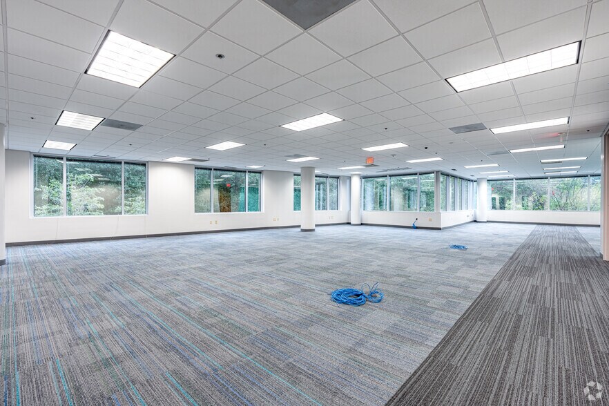 More Photos Of 7501 Boulder View Dr, North Chesterfield Unknown For Lease