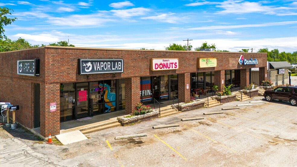 More Photos Of 601-609 NE Big Bend Trl, Glen Rose Unknown For Lease