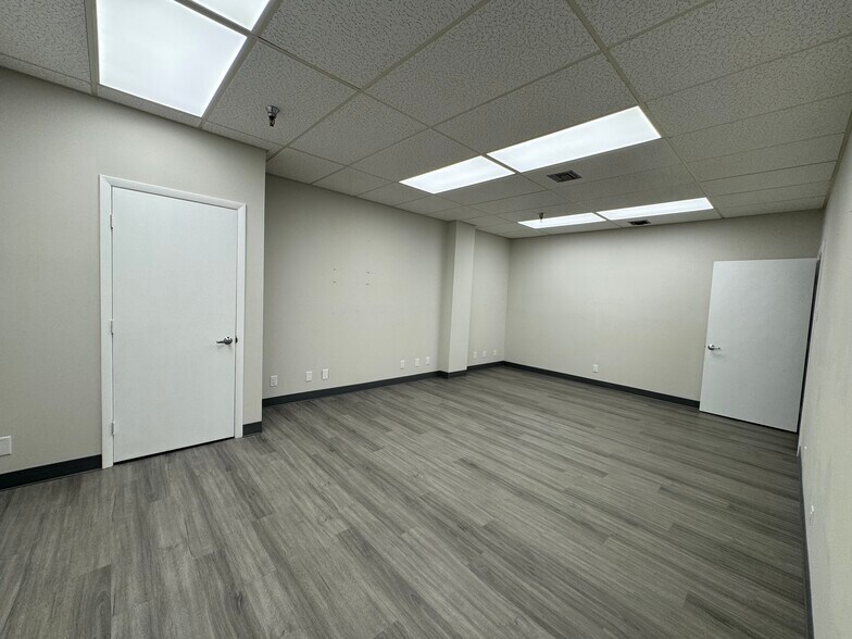 More Photos Of 3245-3341 W McNab Rd, Pompano Beach Warehouse For Lease