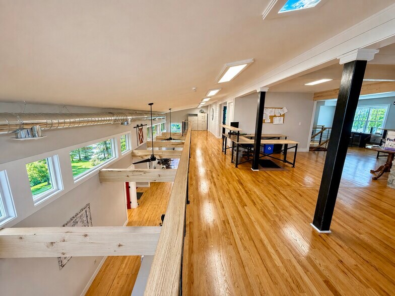 More Photos Of 210 Brooklea Dr, Fayetteville Freestanding For Sale