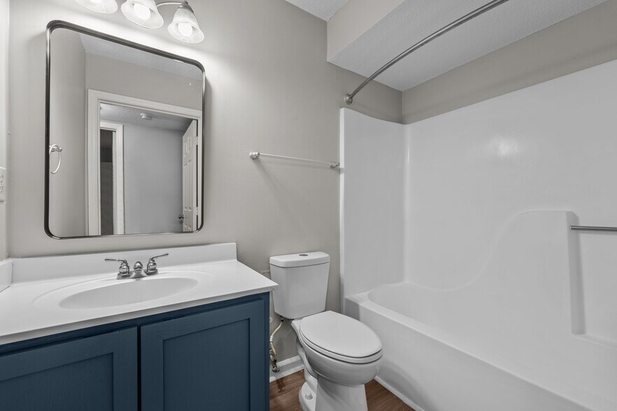 More Photos Of 920 Highland Ave, Greensboro Apartments For Sale