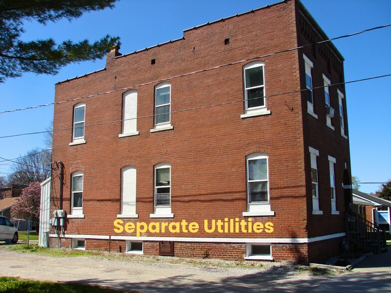 More Photos Of 111 N Poplar St, Mount Olive Apartments For Sale