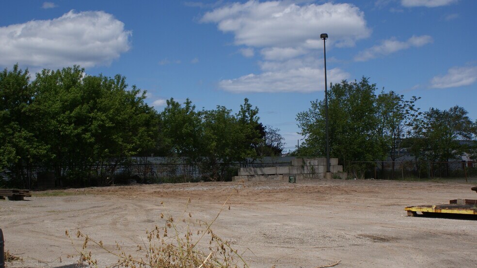 More Photos Of 65 Brant St, Hamilton Land For Lease