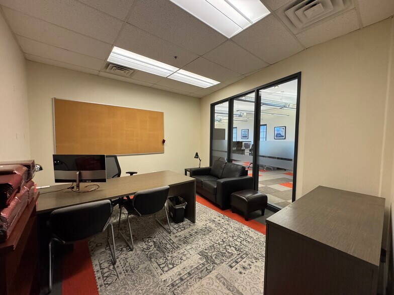 More Photos Of 1 W Harris Ave, La Grange Office For Lease