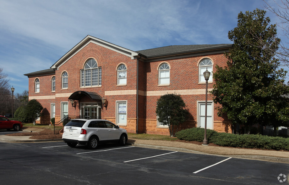 Primary Photo Of 4080 McGinnis Ferry Rd, Alpharetta Coworking Space