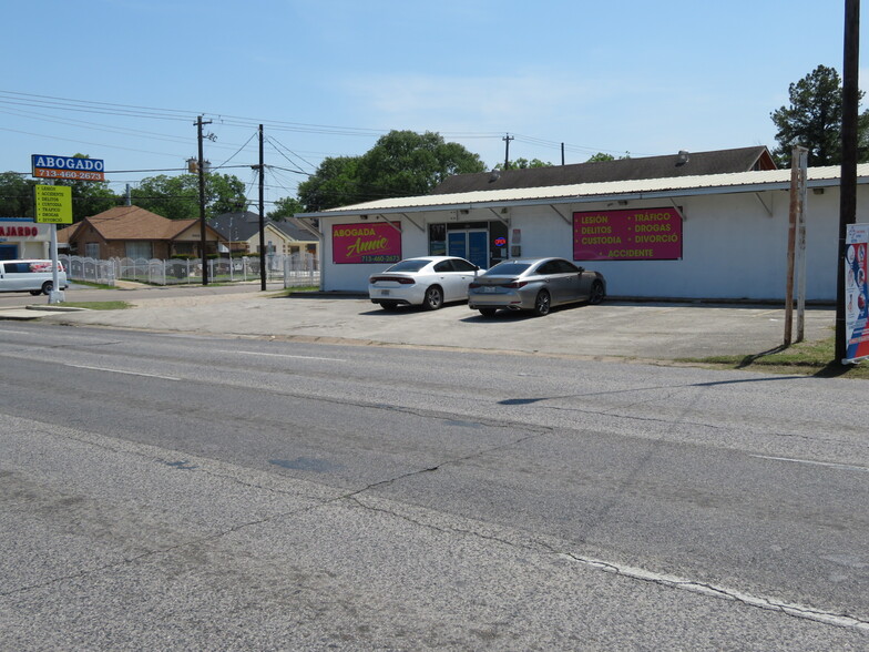 Primary Photo Of 602 Ssgt Macario Garcia Dr, Houston Storefront Retail Office For Lease