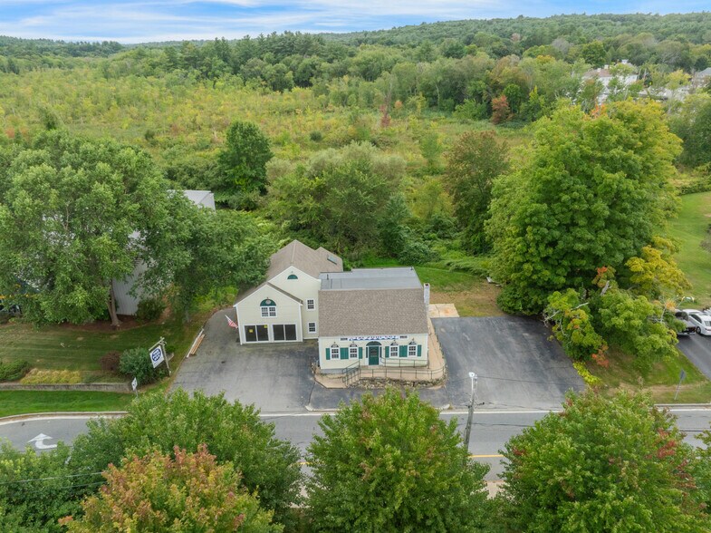 More Photos Of 33 Library St, Georgetown Freestanding For Sale