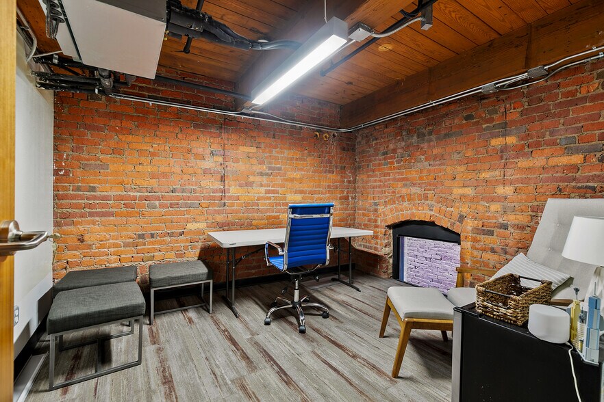 More Photos Of 13 S 13th St, Richmond Office Residential For Sale