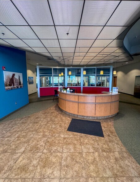 More Photos Of 1011 Tompkins Dr NE, Byron Office For Lease