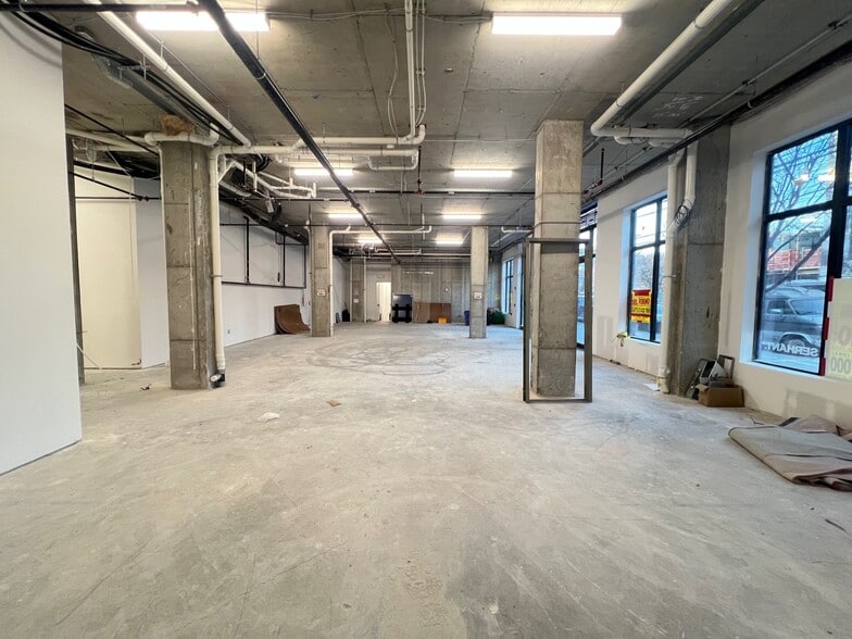 More Photos Of 139 Christopher Columbus Dr, Jersey City Apartments For Lease