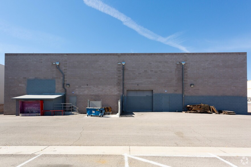 More Photos Of 1910 E Maule Ave, Las Vegas Warehouse For Sale