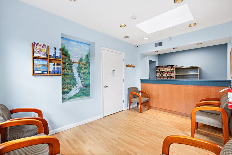 More Photos Of 197 S Washington Ave, Bergenfield Medical For Sale