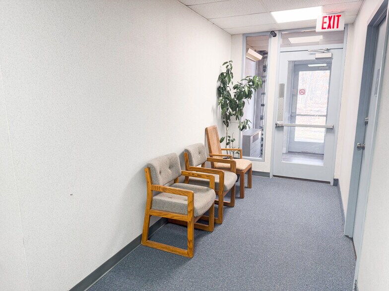 More Photos Of 339 N Route 73, Berlin Medical For Lease