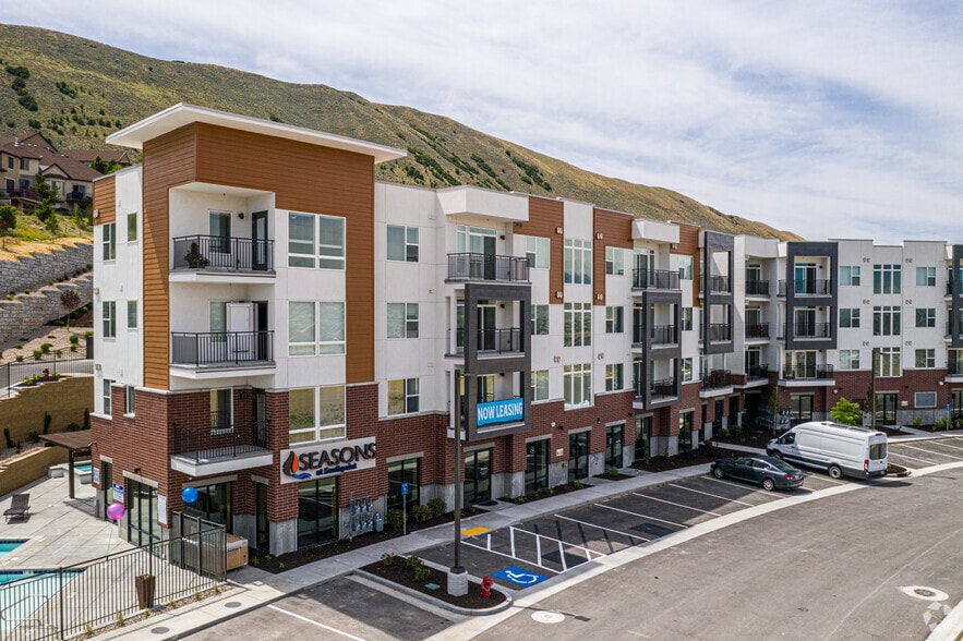 More Photos Of 14747 S Draper Pointe Way, Draper Apartments For Lease