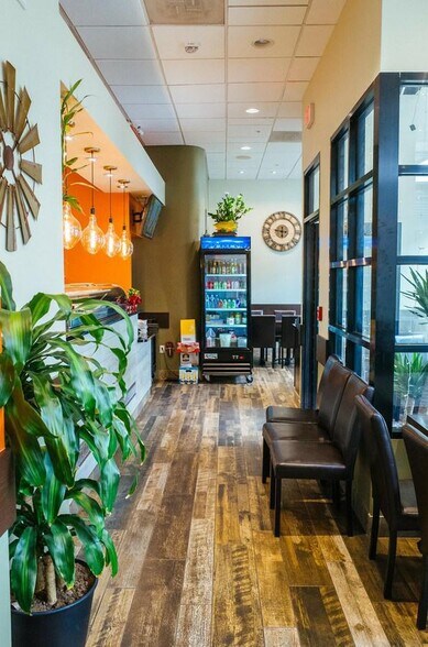 More Photos Of 930 Wayne Ave, Silver Spring Apartments For Sale