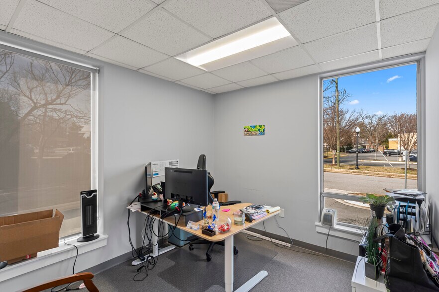 More Photos Of 7210 Old Keene Mill Rd, Springfield Medical For Lease