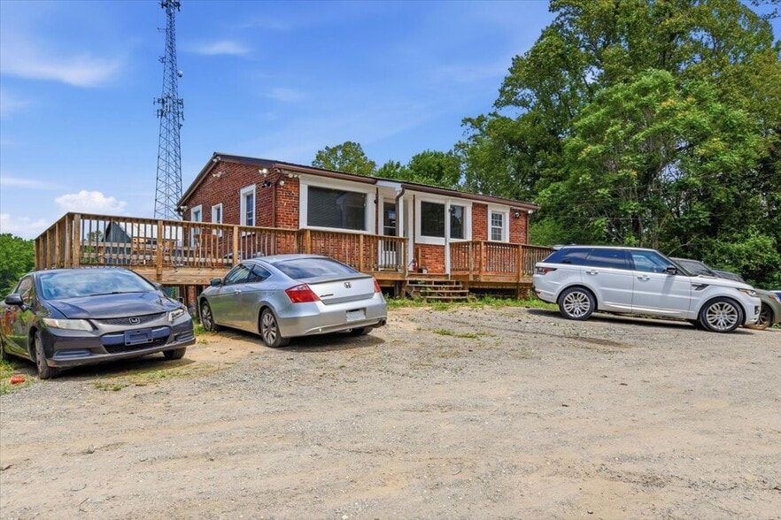 More Photos Of 6269 Caledon Rd, King George Auto Salvage Facility For Sale
