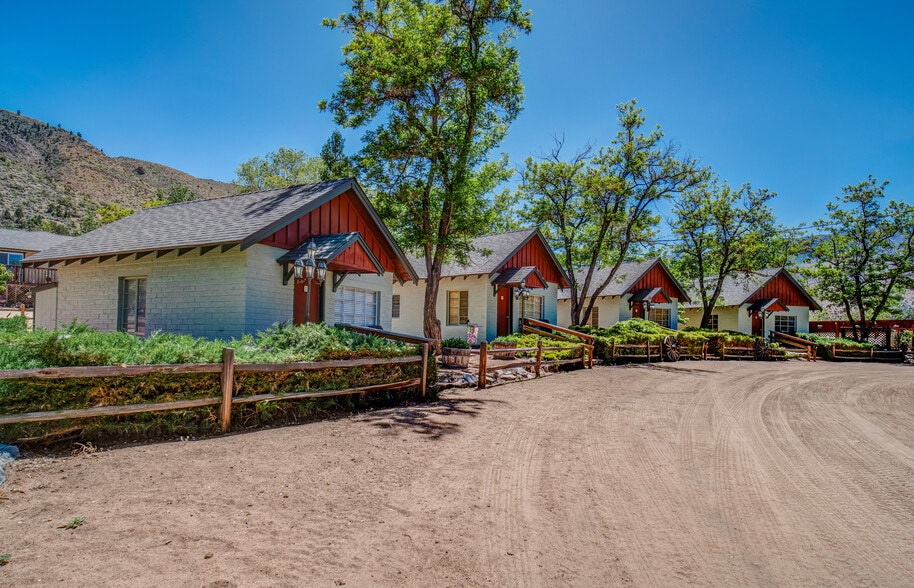 More Photos Of 106705 US Highway 395, Coleville Hotel For Sale