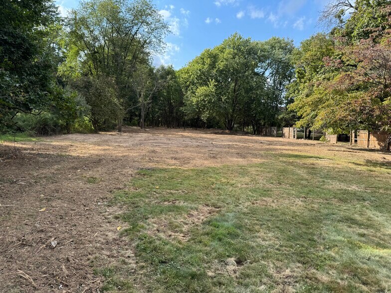 More Photos Of 2701 NJ-27, Franklin Park Land For Sale