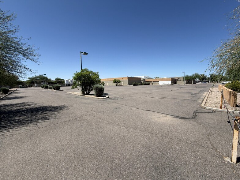 More Photos Of 6409 W Commonwealth Pl, Chandler Manufacturing For Sale