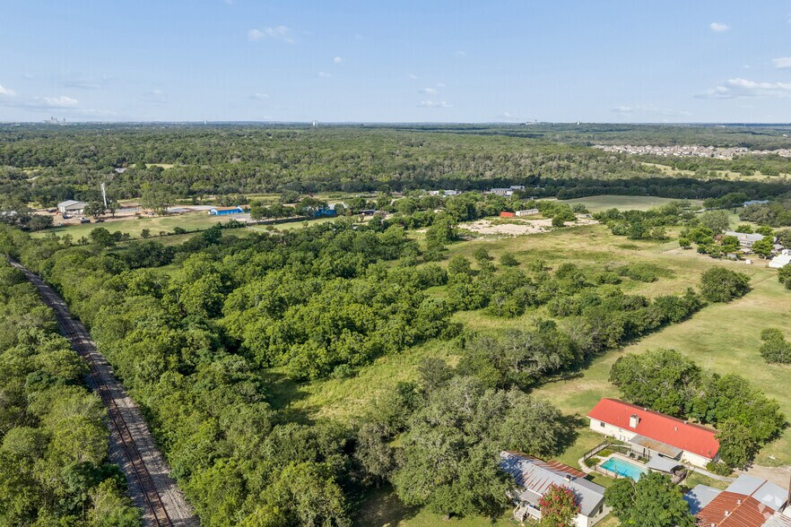 More Photos Of 12905 Lowden Ln, Manchaca Land For Sale