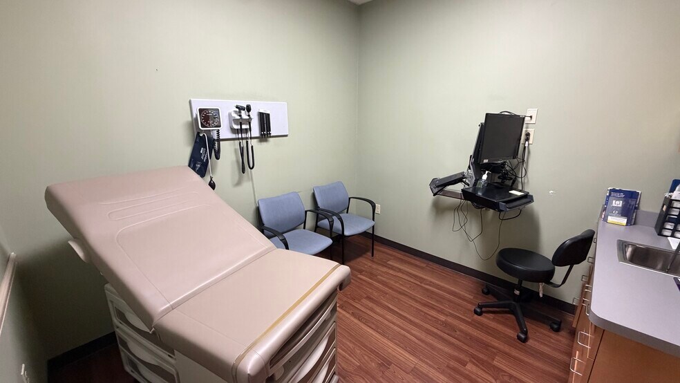 More Photos Of 4379 Easton Ave, Bethlehem Medical For Lease