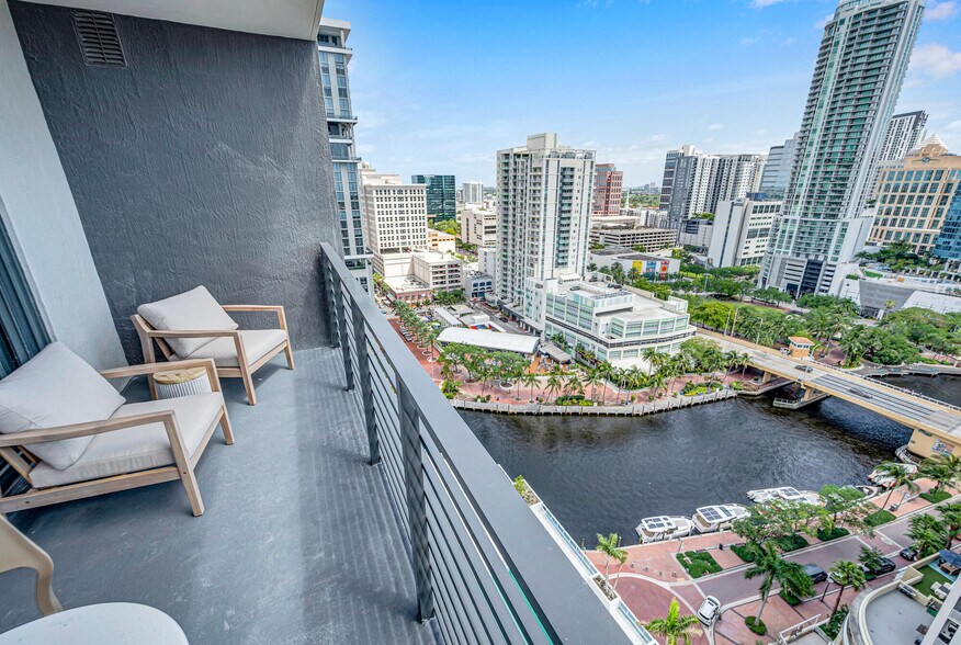 More Photos Of 401 SW 1st Ave, Fort Lauderdale Apartments For Lease