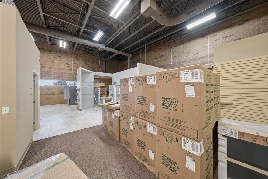 More Photos Of 1740 E Harold St, Olathe Freestanding For Sale