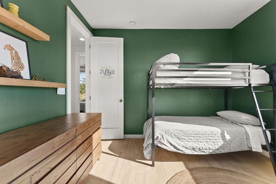 More Photos Of 5460 FM 2325, Wimberley Hotel For Sale