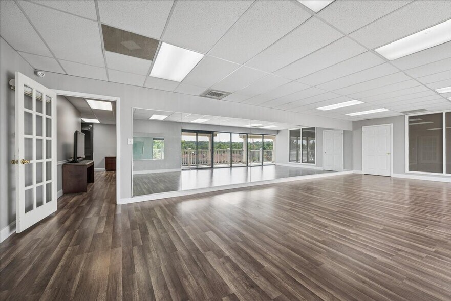 More Photos Of 51 Mount Bethel Rd, Warren Office For Lease