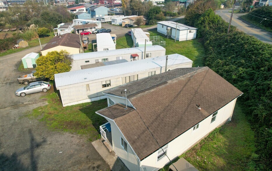 More Photos Of 93531 Coal Bank Ln, Coos Bay Manufactured Housing Mobile Home Park For Sale